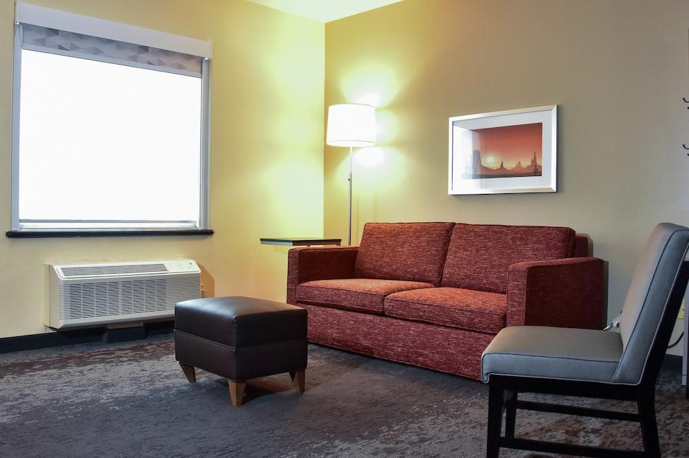 Holiday Inn - Brownsville By Ihg Exterior photo