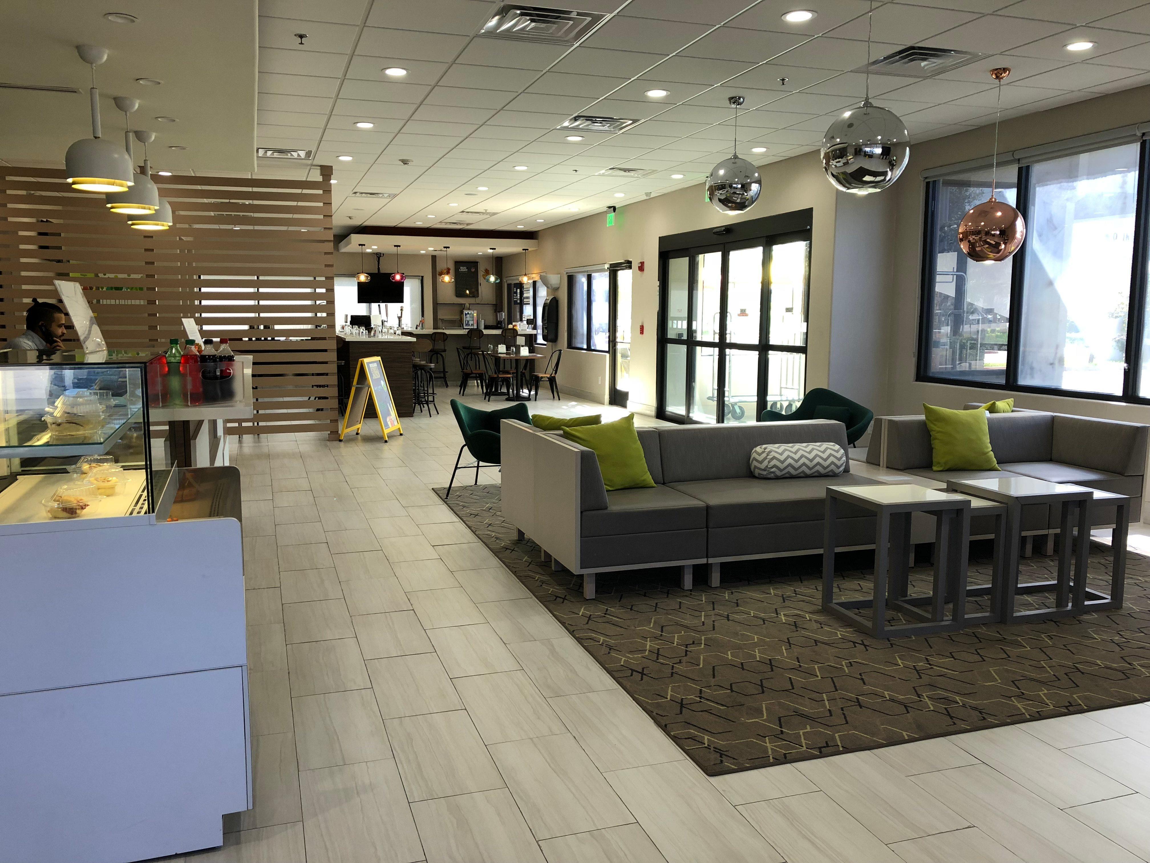Holiday Inn - Brownsville By Ihg Exterior photo