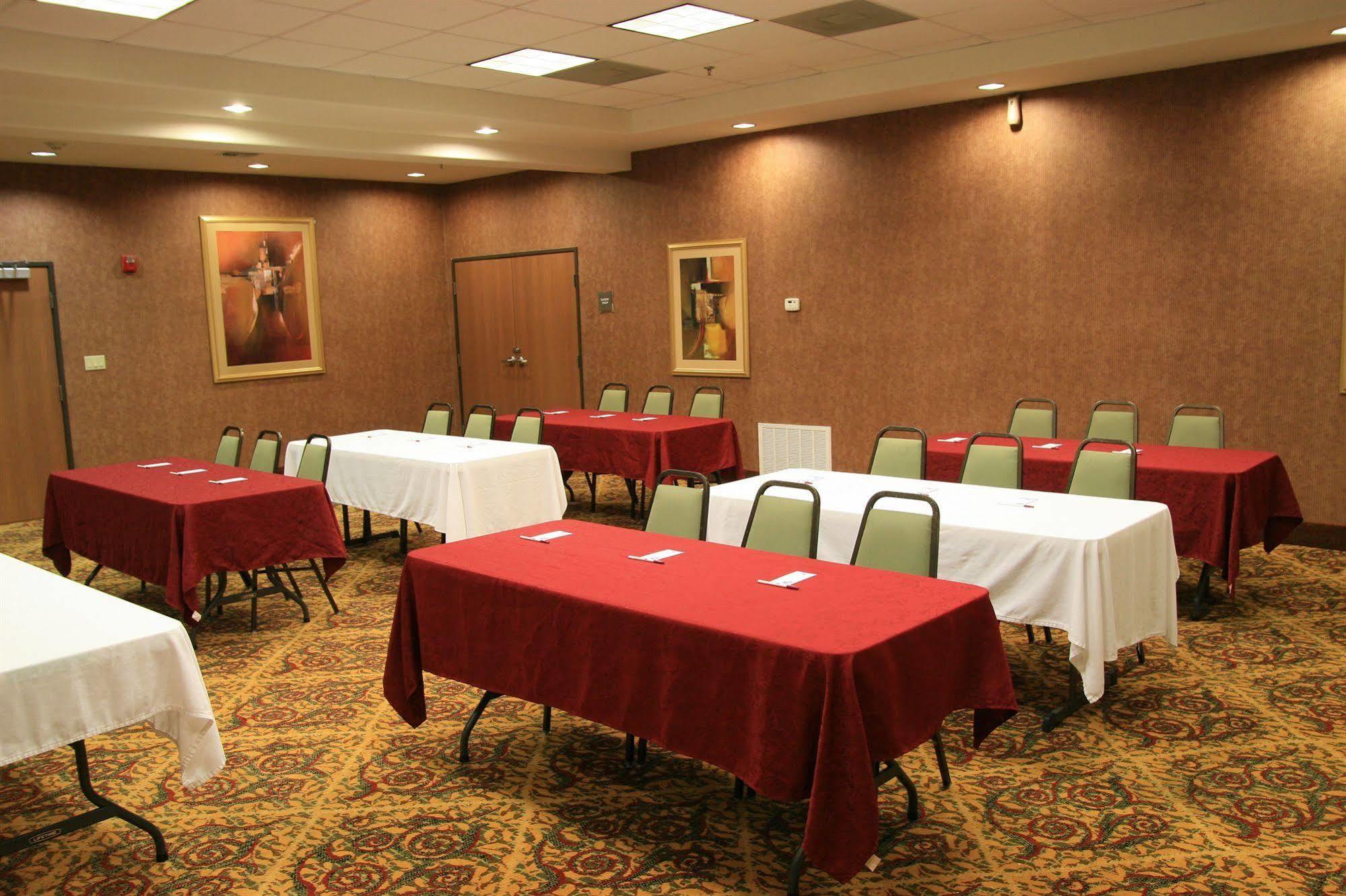 Holiday Inn - Brownsville By Ihg Exterior photo